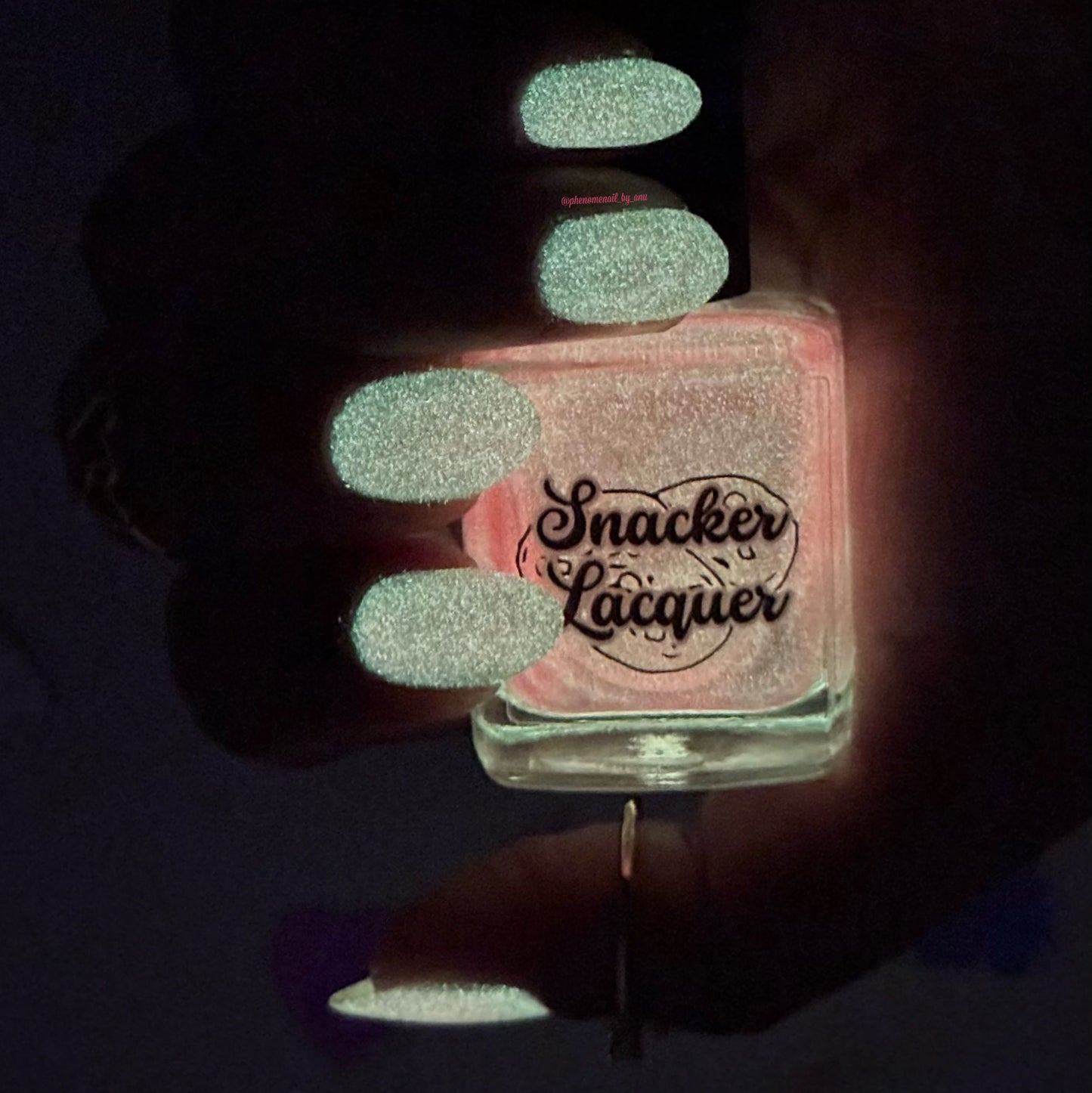 You Look Yummy in the Dark